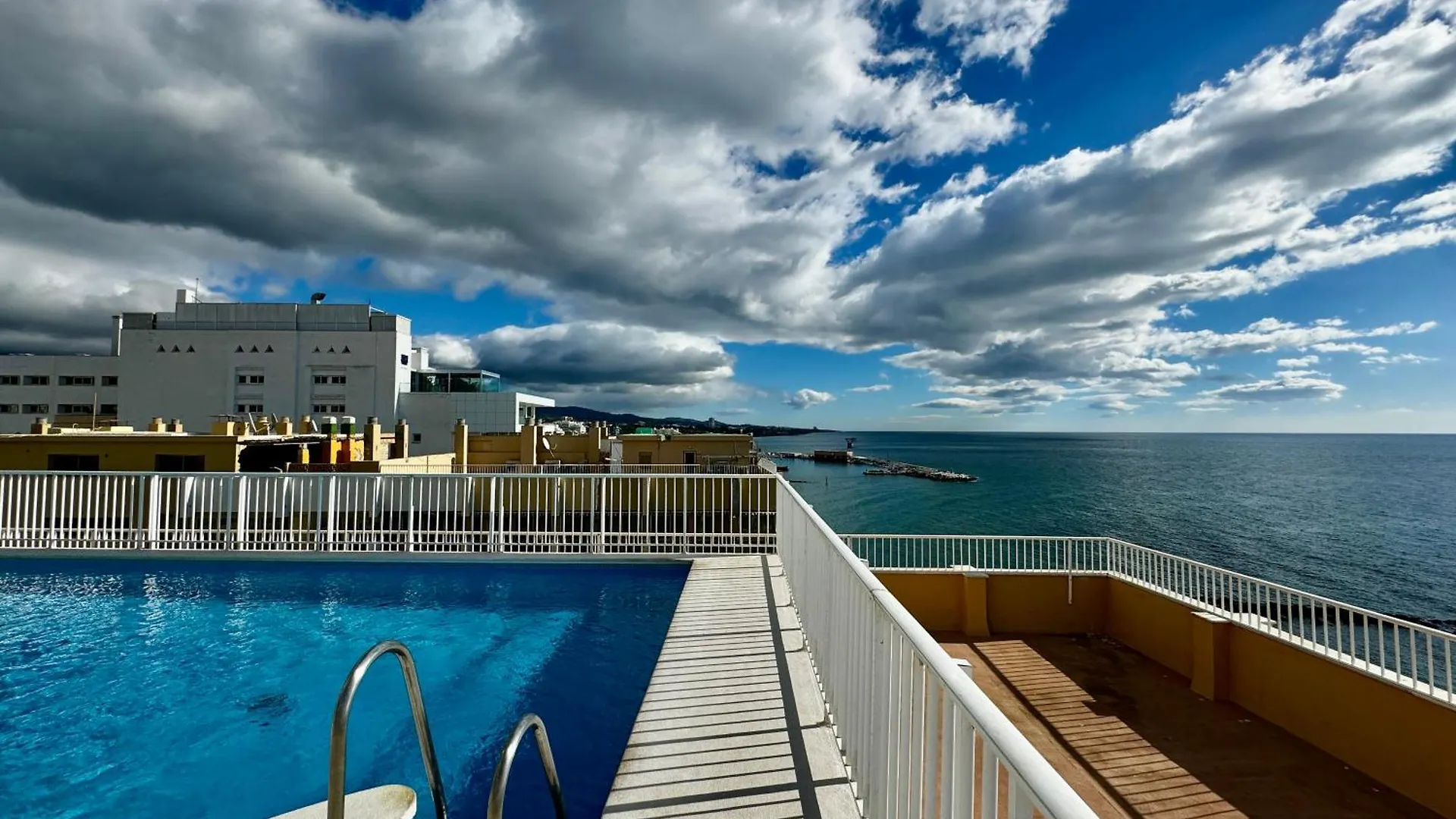Beachfront Bliss, On The Promenade - Eaw Homes Marbella Apartment